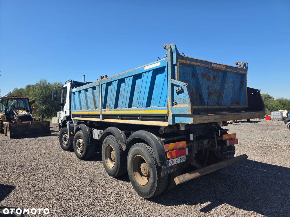 Iveco 440 - 4