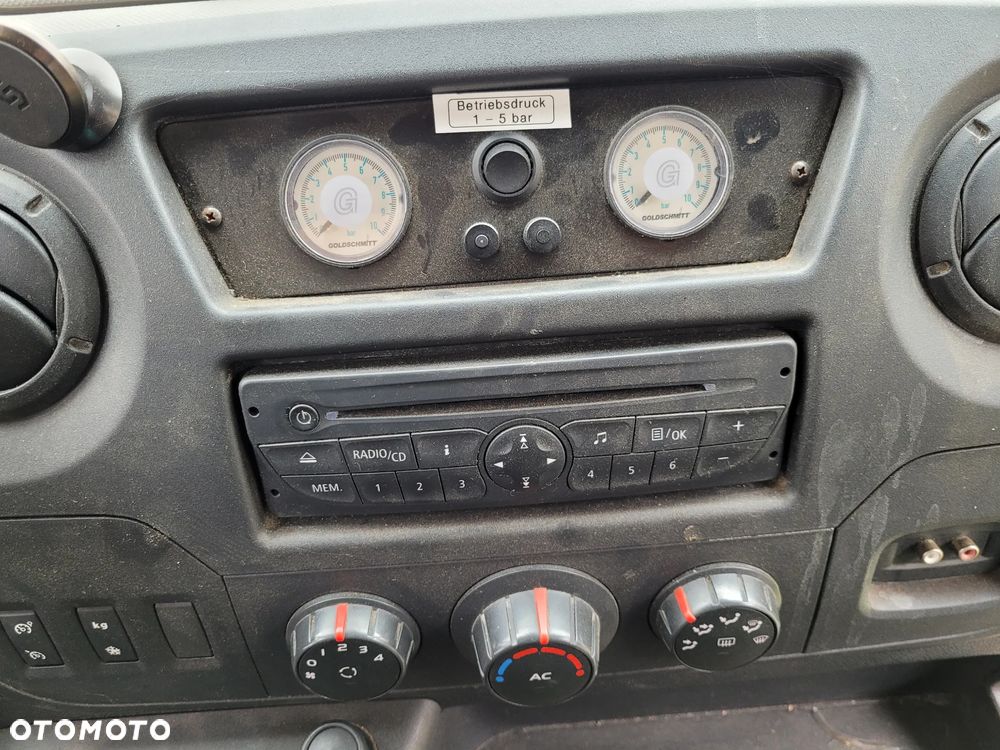 Renault Master - 22