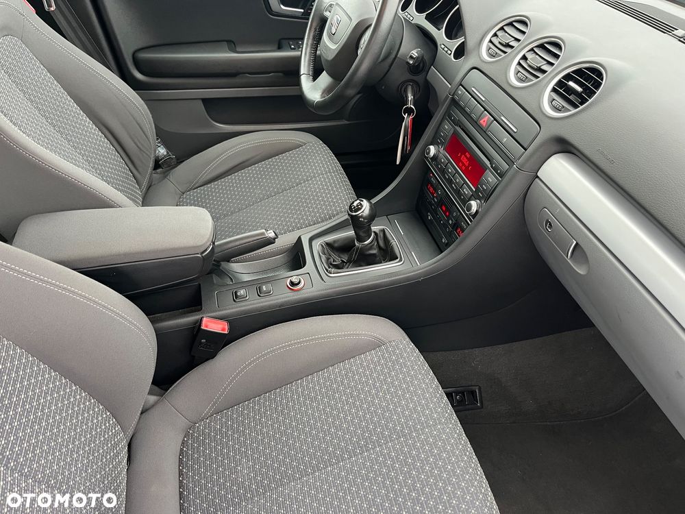 Seat Exeo 2.0 TDI CR Ecomotive Reference - 11