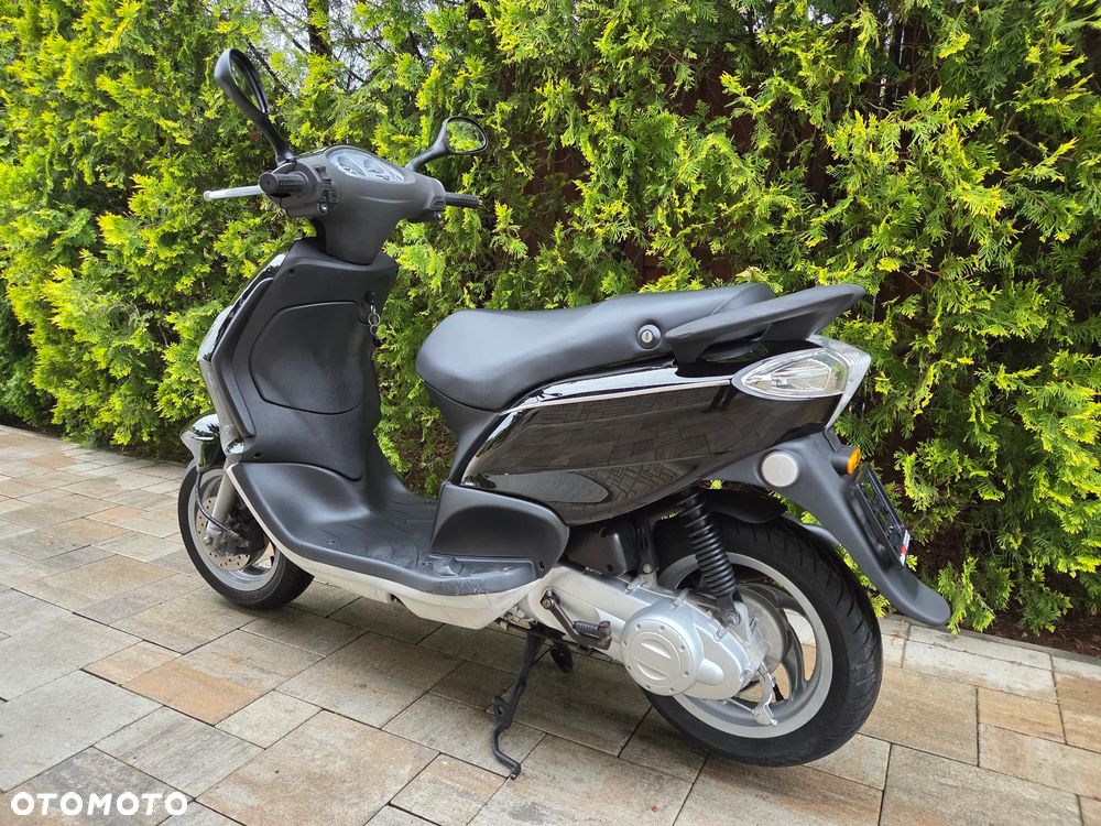 Piaggio FLY - 6