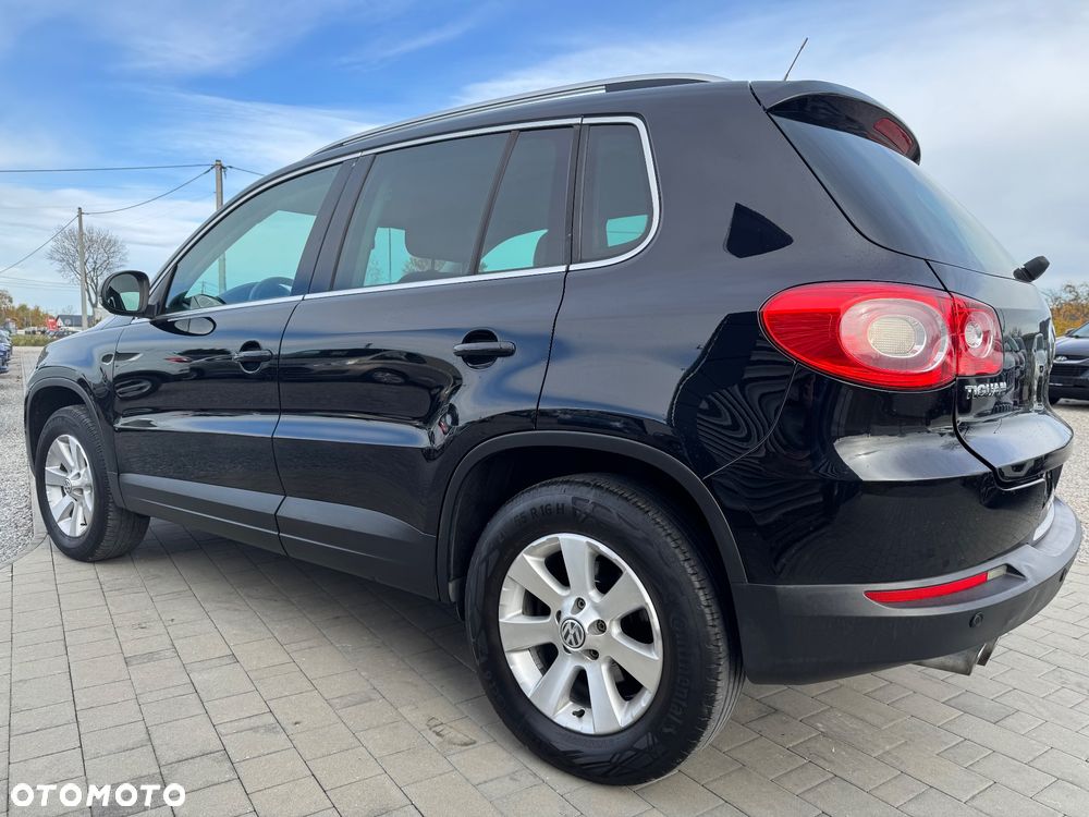 Volkswagen Tiguan 2.0 TDI DPF 4Motion BlueMotion Technology Track & Field - 12