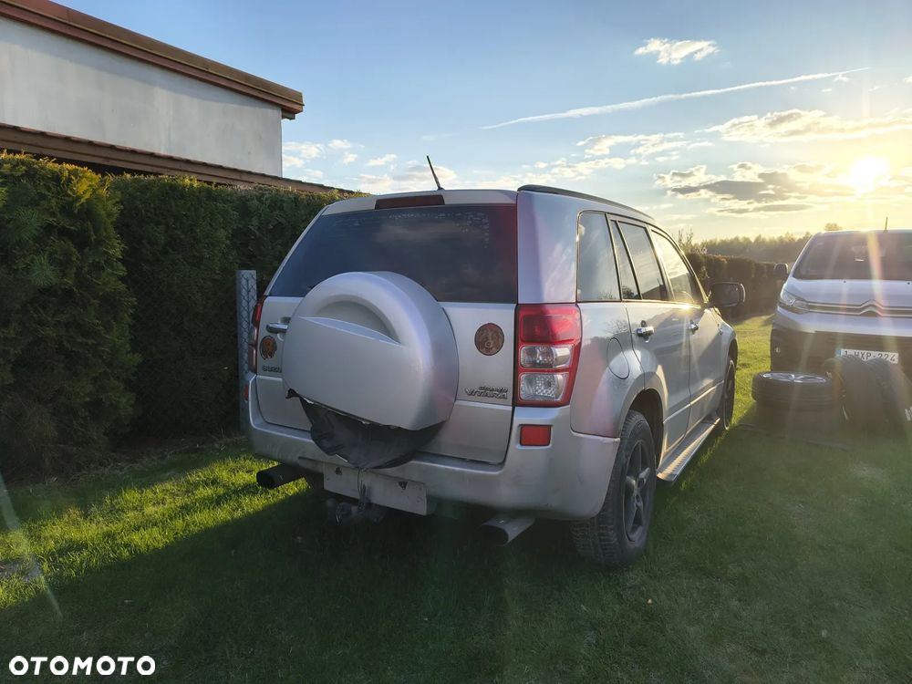 Suzuki Grand Vitara 1.9 DDiS - 14