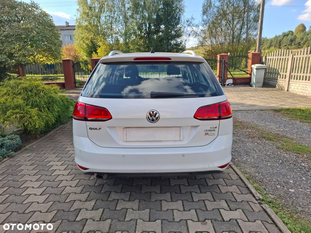 Volkswagen Golf - 5