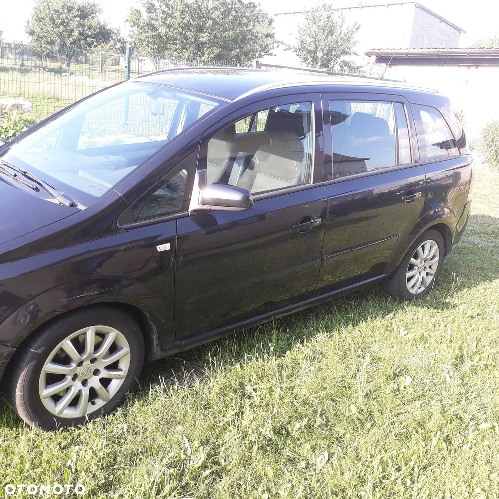 Opel Zafira - 4