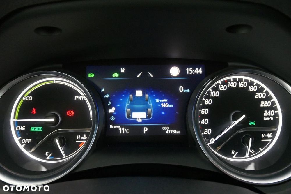 Toyota Camry 2.5 Hybrid Comfort CVT - 9