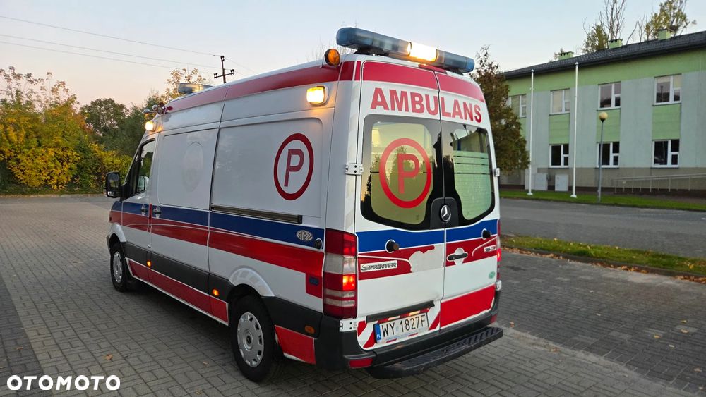 Mercedes-Benz SPRINTER - 3
