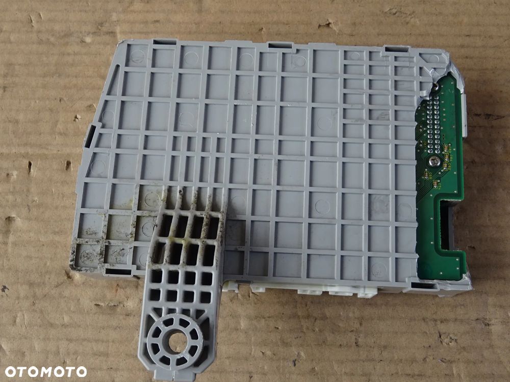 MAZDA 6 GG GH GY STEROWNIK MODUŁ NADWOZIA BCM - 4