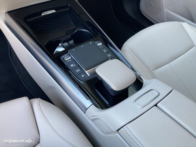 Mercedes-Benz EQA 250 Progressive - 28