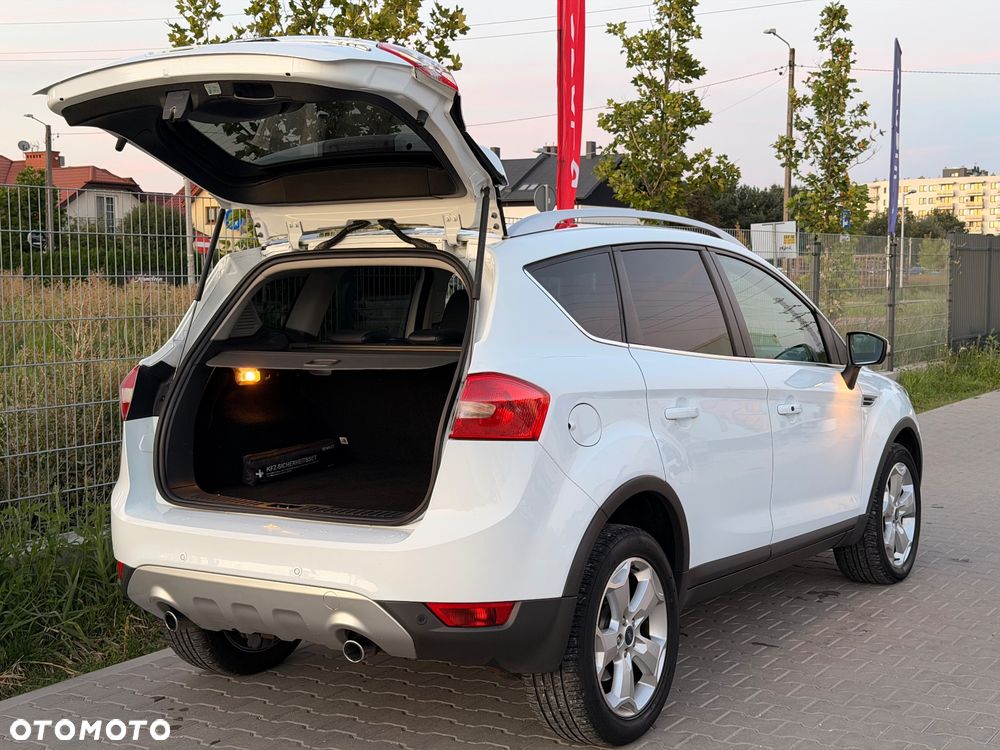 Ford Kuga 2.0 TDCi 4x4 Titanium - 29