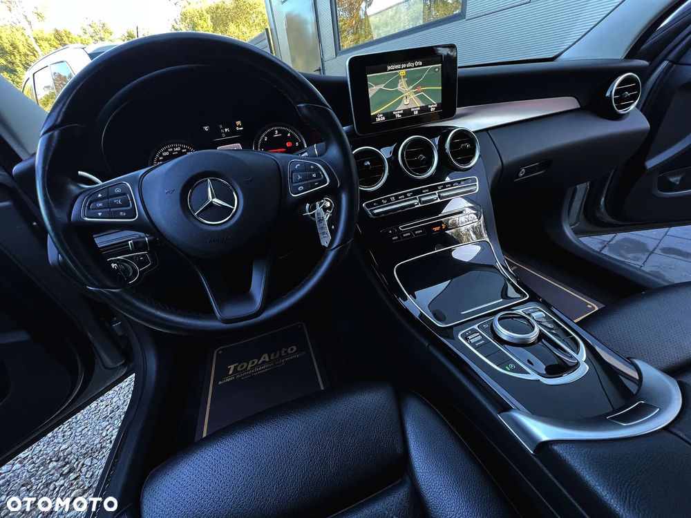 Mercedes-Benz Klasa C 200 (BlueTEC) d T 7G-TRONIC - 19