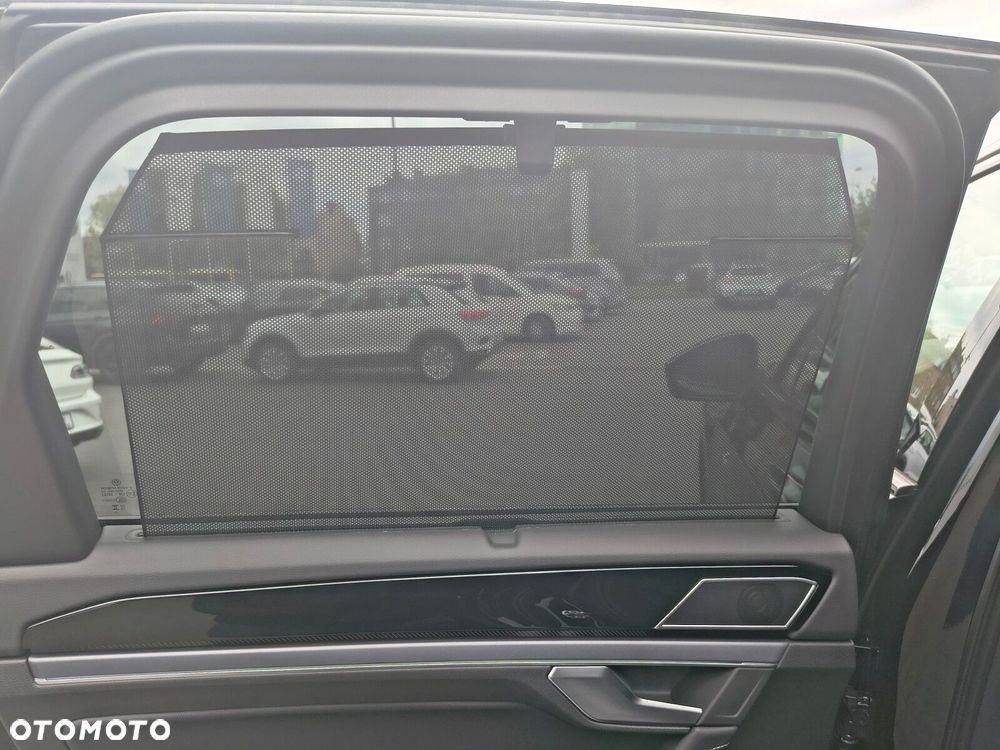 Volkswagen Touareg - 36
