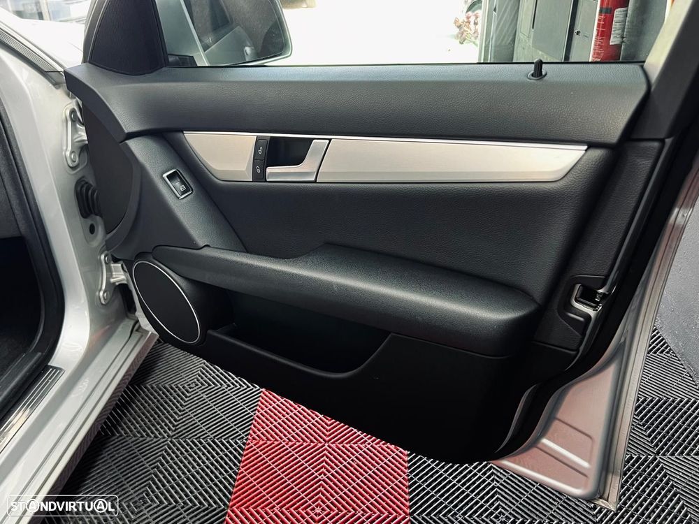 Mercedes-Benz C 180 CDi Avantgarde BE - 38