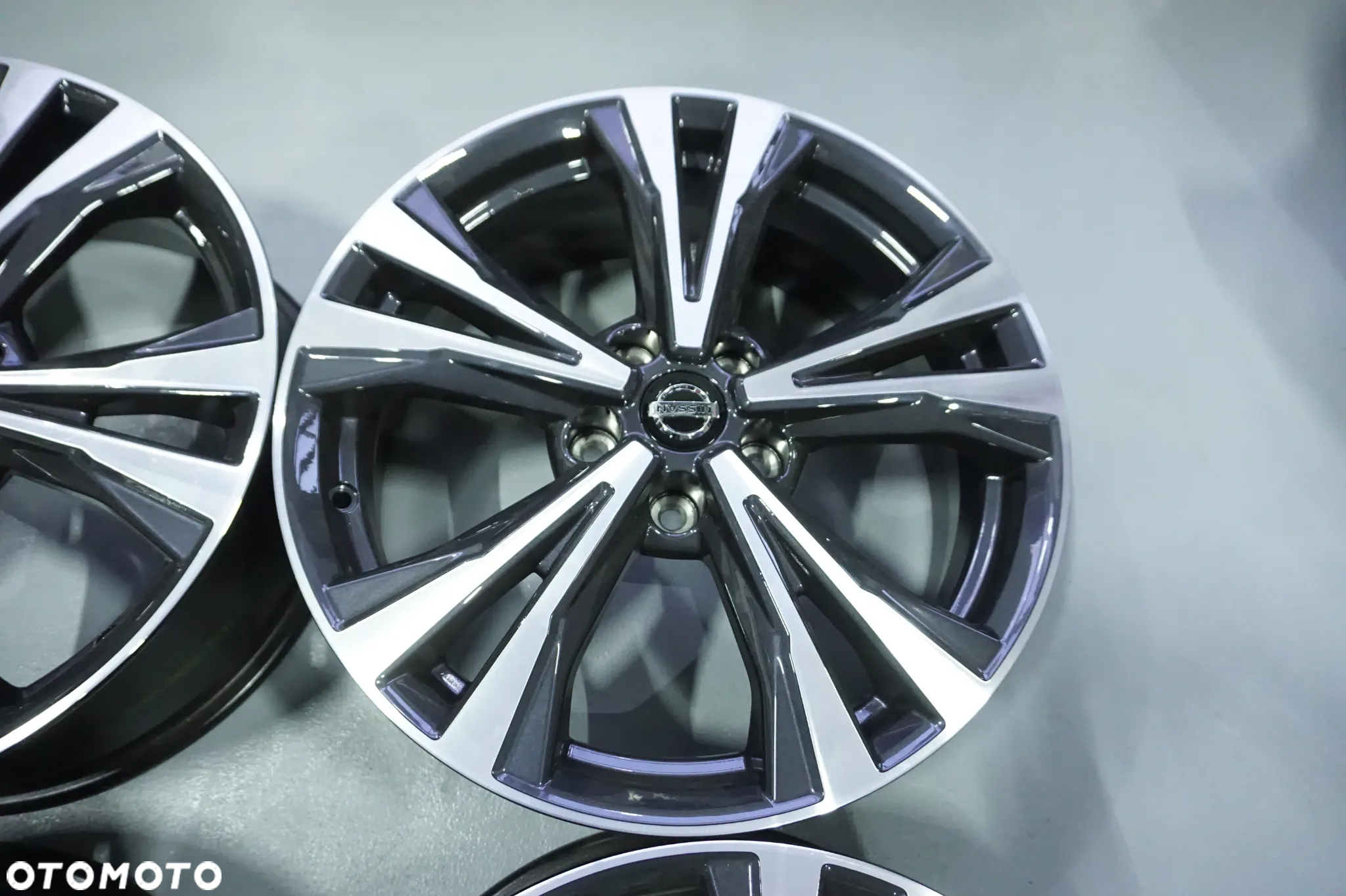 FELGI  ALUMINIOWE 18 NISSAN ARIYA NISMO  PULSAR JUKE QASHQAI LEAF X-TRAIL PRIMERA ET40  ORYGINAŁ NOWE - 4