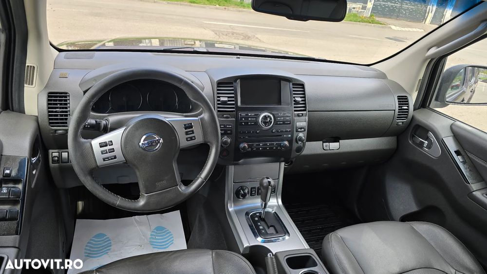 Nissan Navara Double Cab LE Plus Aut. - 7