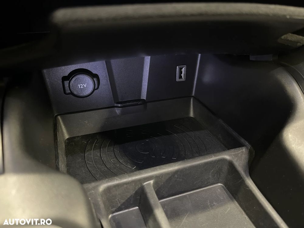 DS Automobiles DS 7 Crossback 1.6 PHeV FWD 225 EAT8 PERFORMANCE LINE + - 33