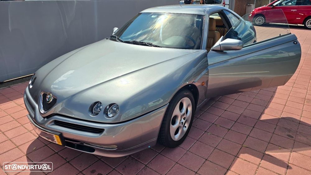 Alfa Romeo GTV 2.0 TS - 3