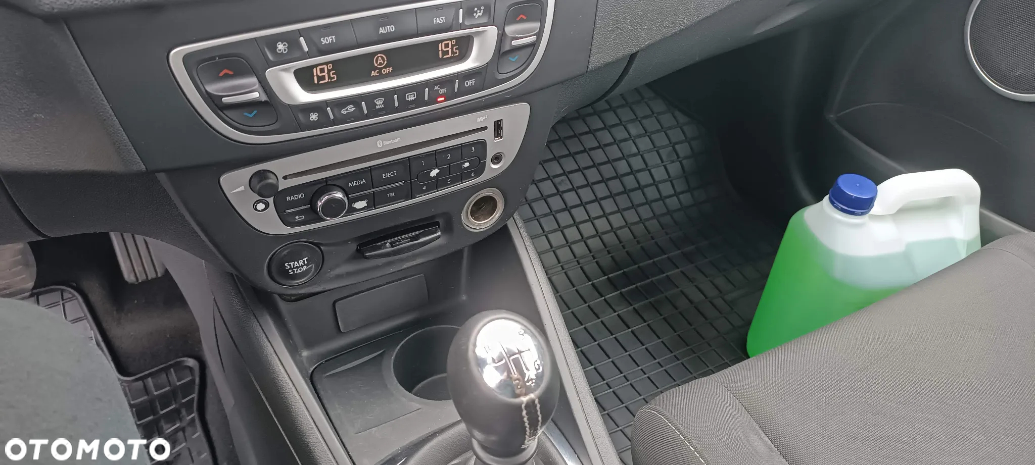 Renault Megane 1.6 16V 110 Dynamique - 8
