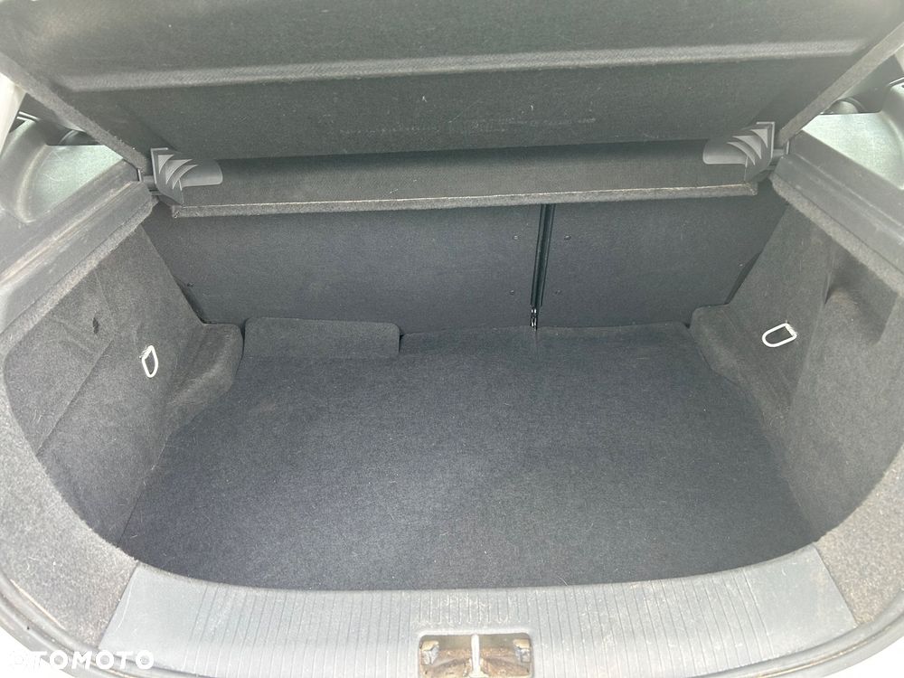 Opel Astra 1.4 - 12