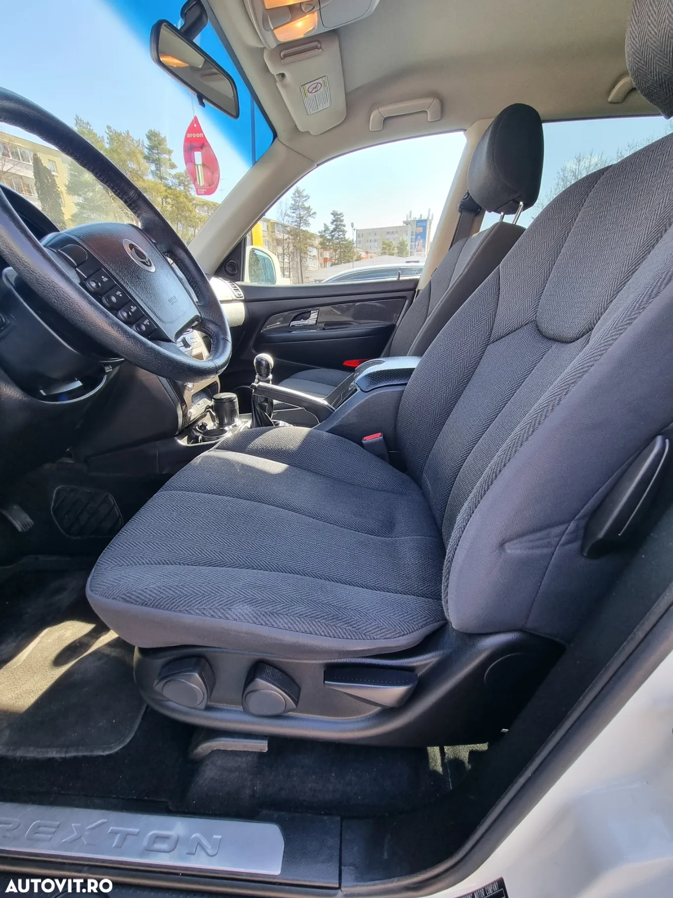 SsangYong REXTON W 2.0 e-XDI RWD DLX - 8