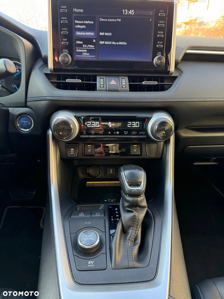 Toyota RAV4 ver-2-5-hybrid-selection-4x4 - 15