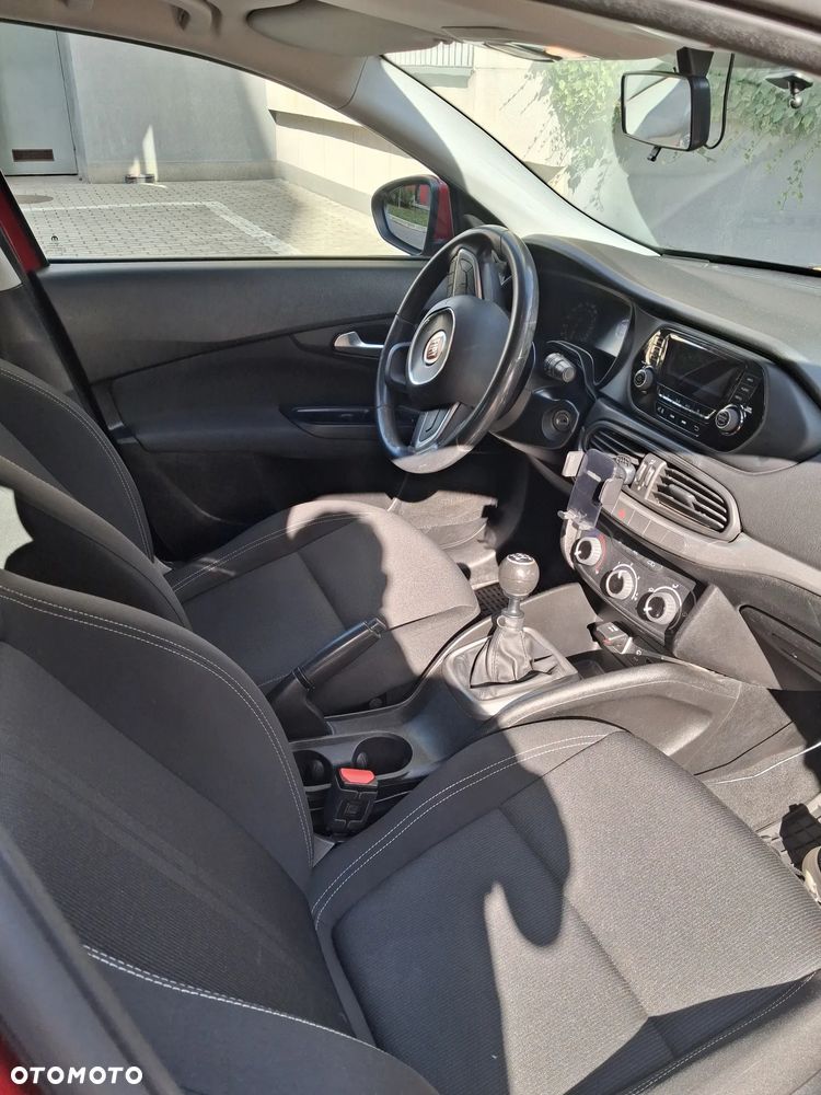 Fiat Tipo 1.4 T-Jet 16v Pop - 14