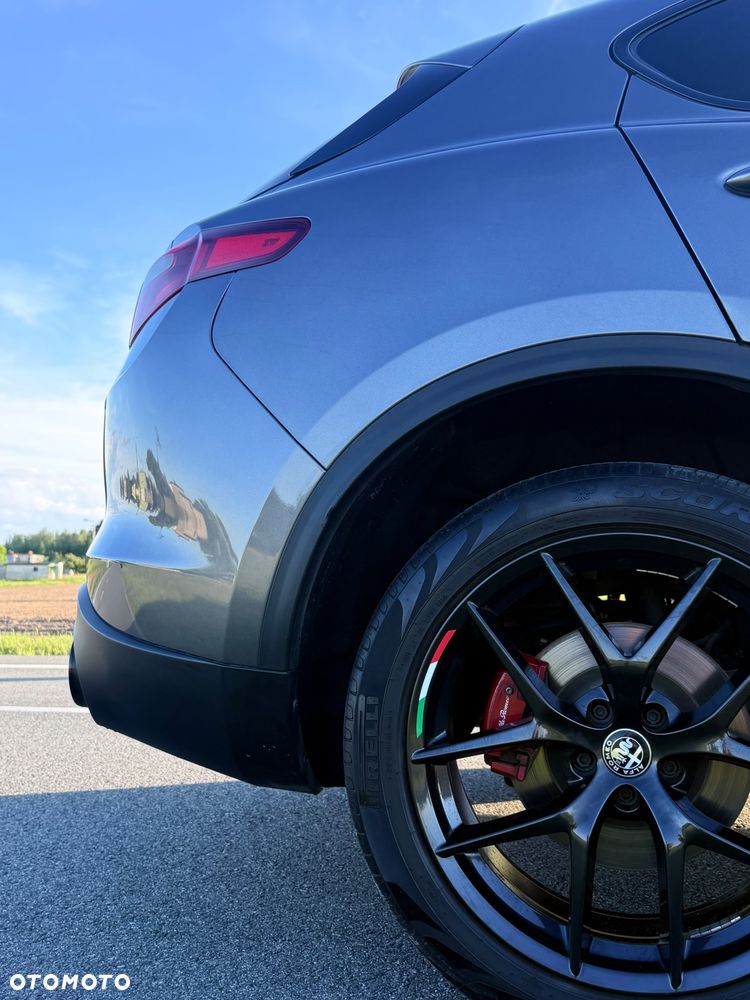 Alfa Romeo Stelvio 2.0 Turbo Veloce Q4 - 13