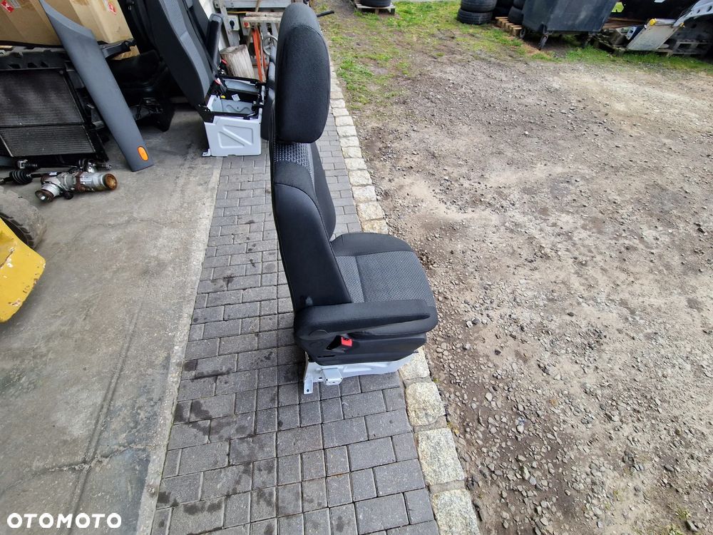 FOTEL LEWY MERCEDES SPRINTER 906 VW CRAFTER - 14
