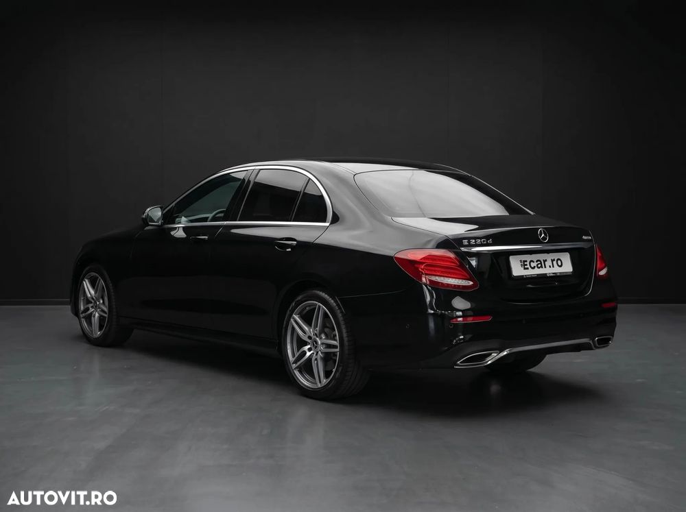 Mercedes-Benz E 220 d 4MATIC Aut. - 4