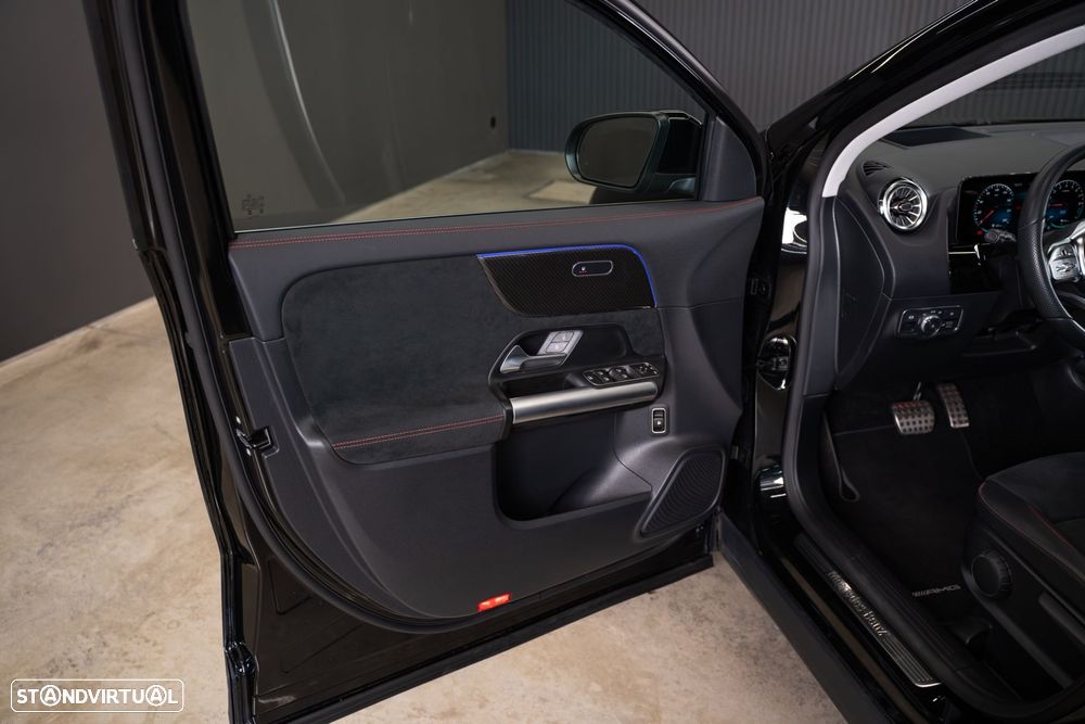 Mercedes-Benz GLA 250 e 8G-DCT AMG Line - 15