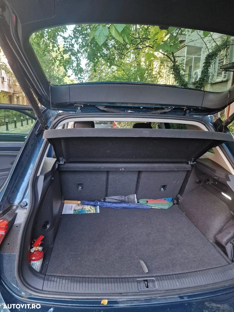 Volkswagen Tiguan - 12