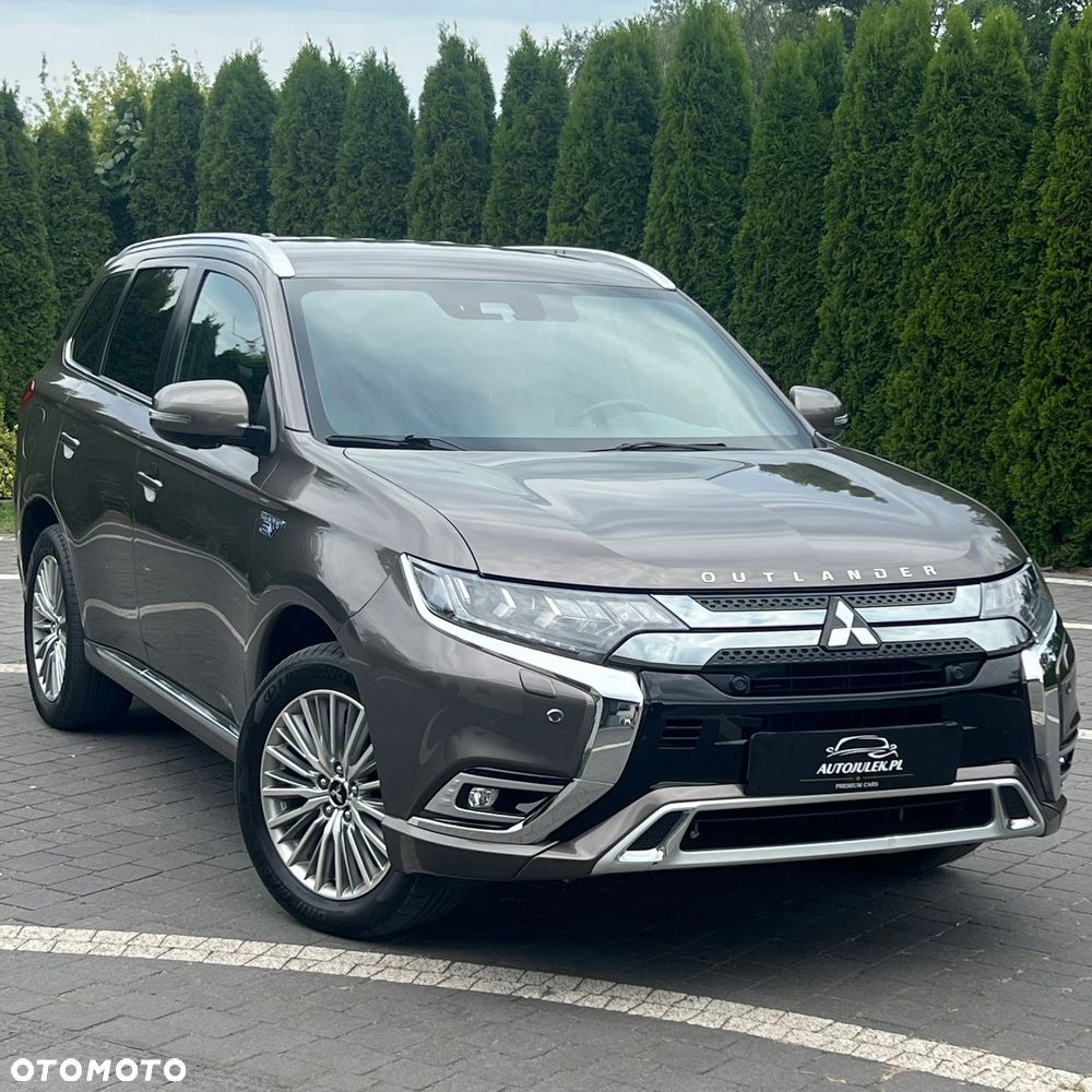 Mitsubishi Outlander 2.4 4WD Diamant - 19