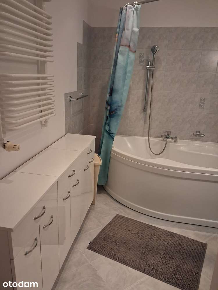BEZPOŚREDNIO OD WŁAŚCICIELA. 3 POKOJE 75 m2. CENTRUM. UMEBLOWANE.