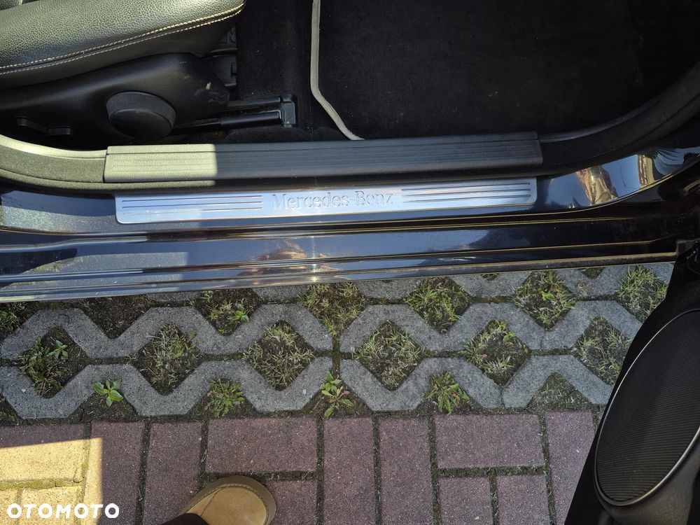 Mercedes-Benz Klasa C 200 CDI DPF (BlueEFFICIENCY) 7G-TRONIC Avantgarde - 16