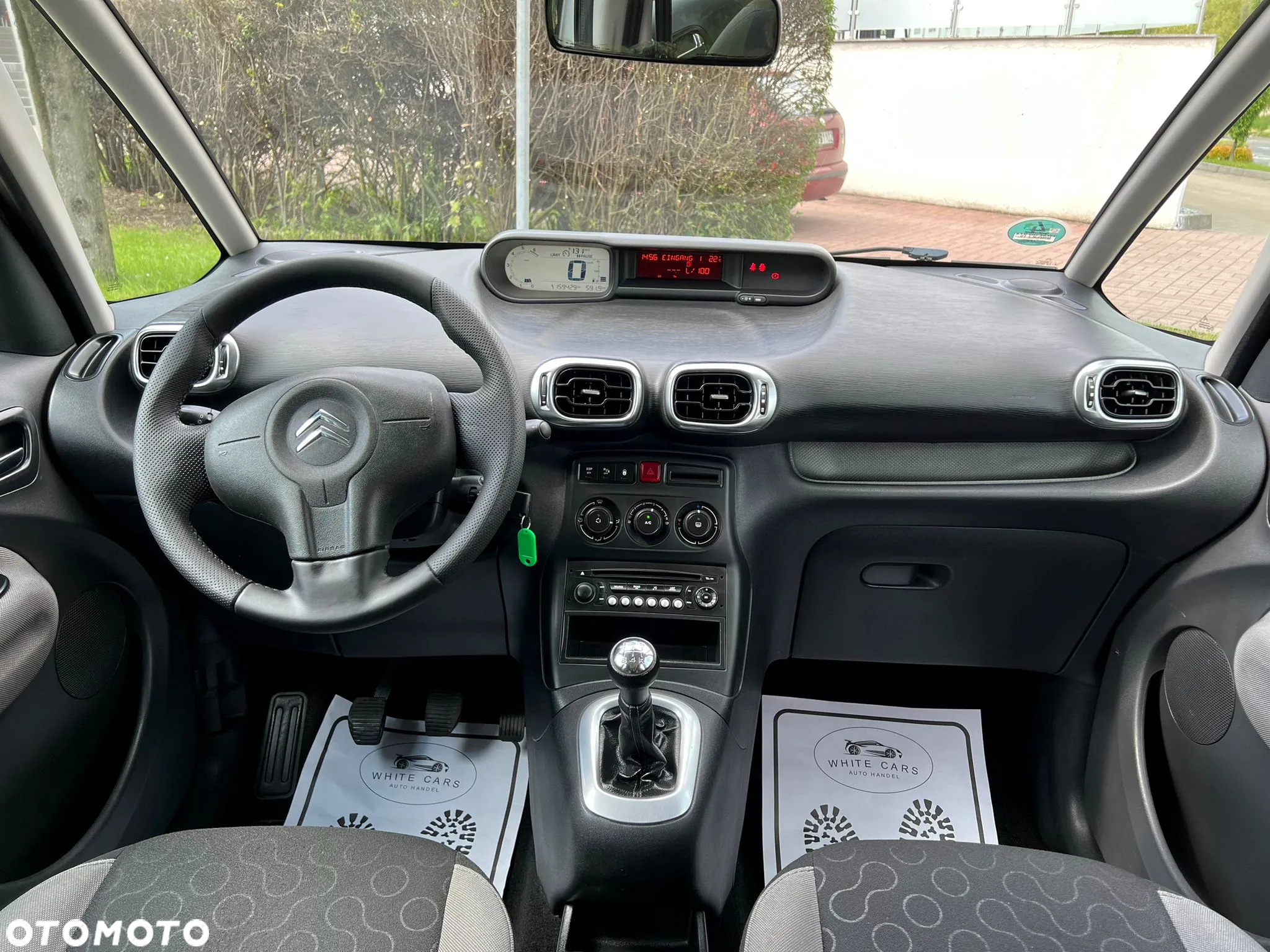 Citroën C3 Picasso 1.4i Exclusive - 5