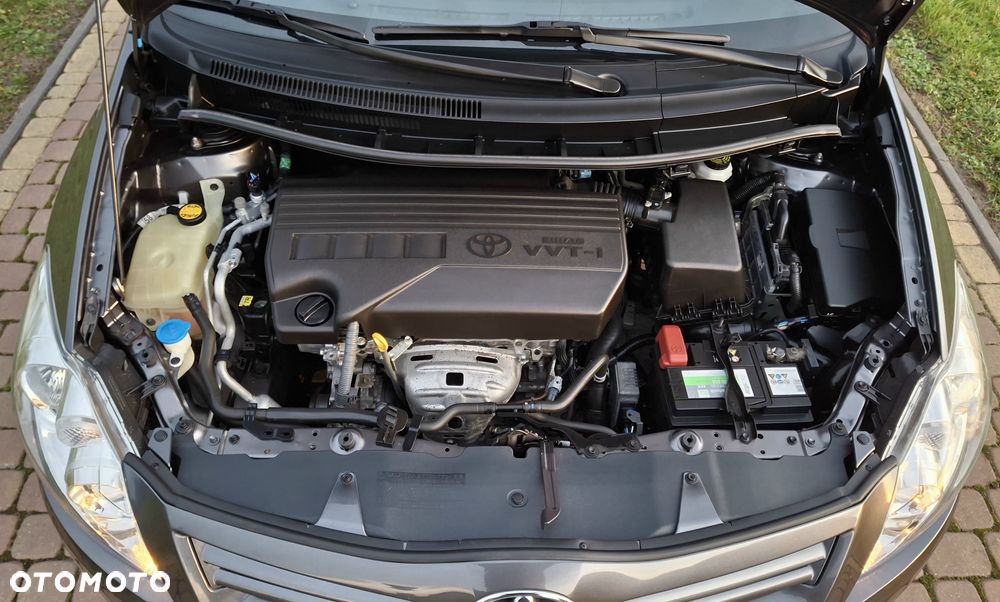 Toyota Auris 1.33 VVT-i Terra - 39