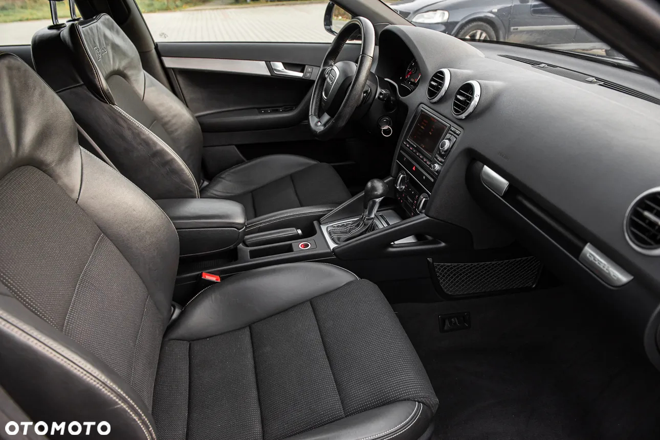 Audi A3 2.0 TFSI Sportback quattro S tronic S line Sportpaket - 30