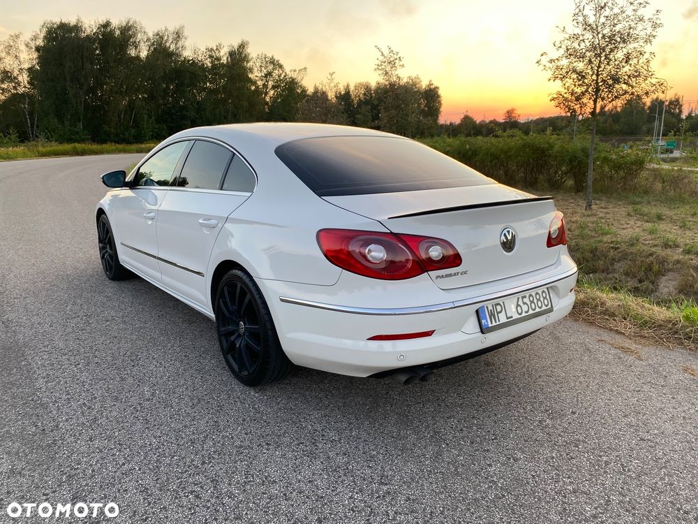 Volkswagen Passat CC - 4