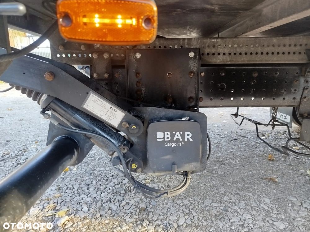 Mitsubishi FUSO CANTER 7C18 - 23