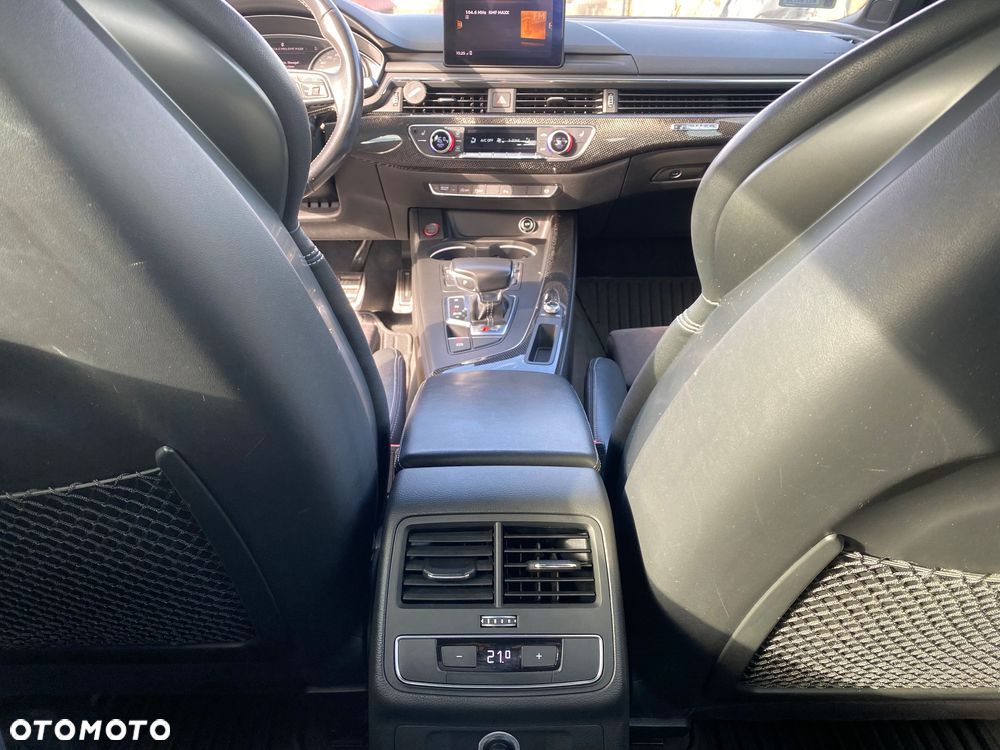 Audi S4 Limousine - 12