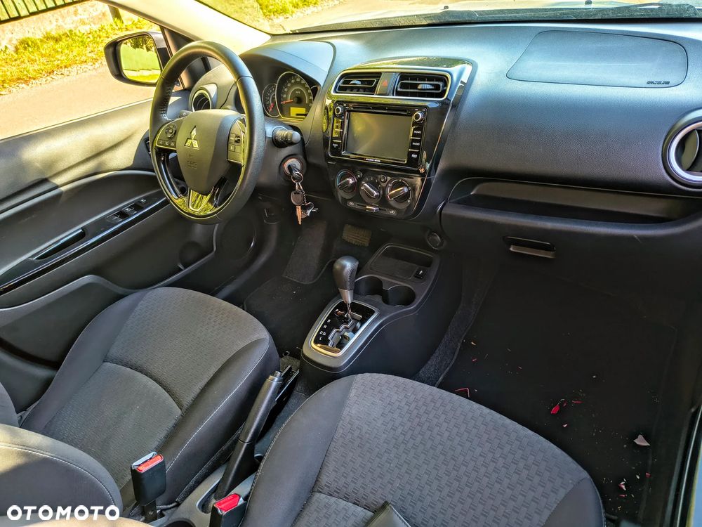 Mitsubishi Space Star 1.2 AS&G Invite CVT - 7