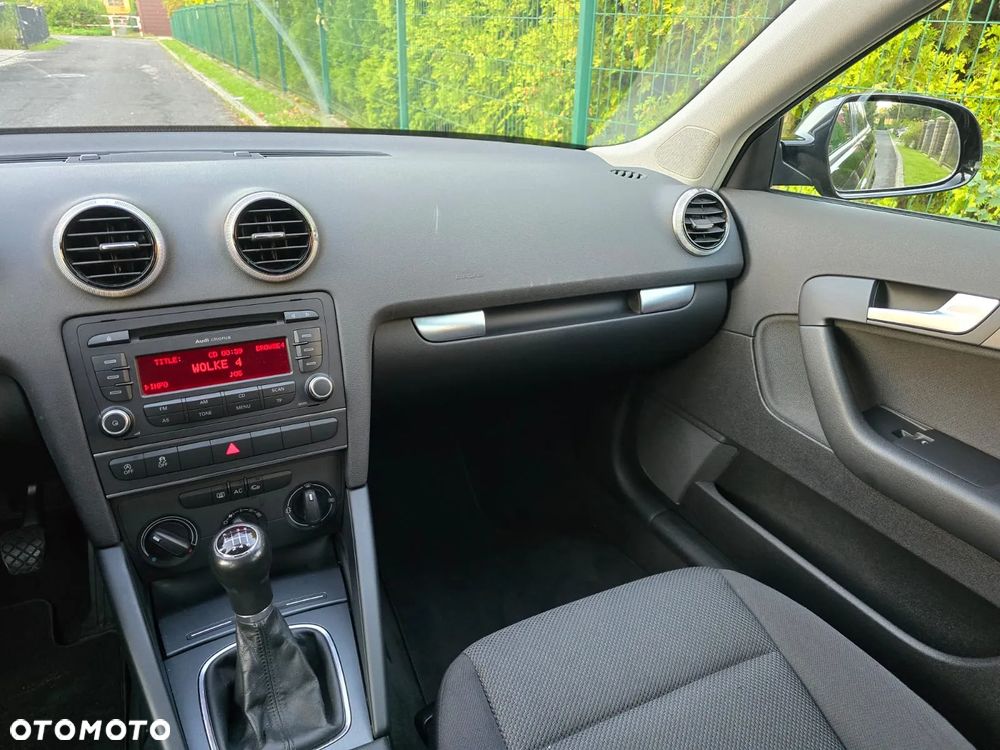 Audi A3 Sportback 1.2 TFSI Attraction - 25