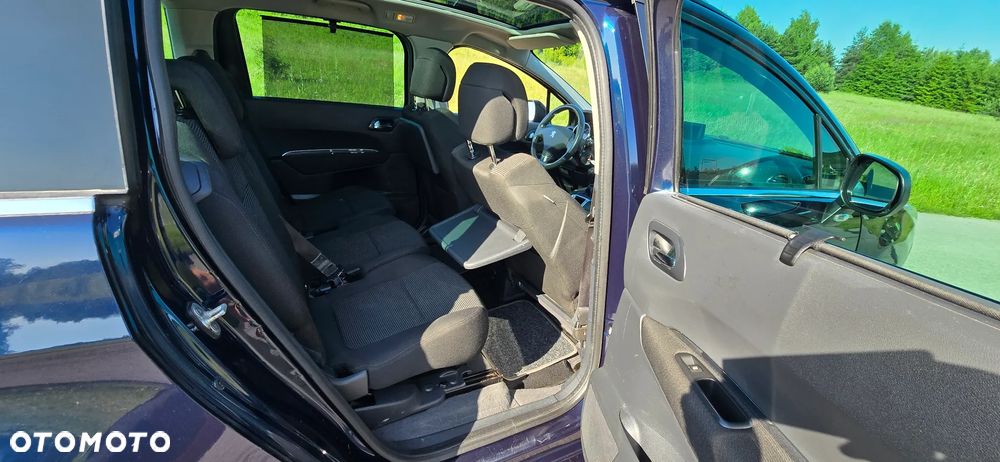 Peugeot 5008 1.6 THP Allure 7os - 15