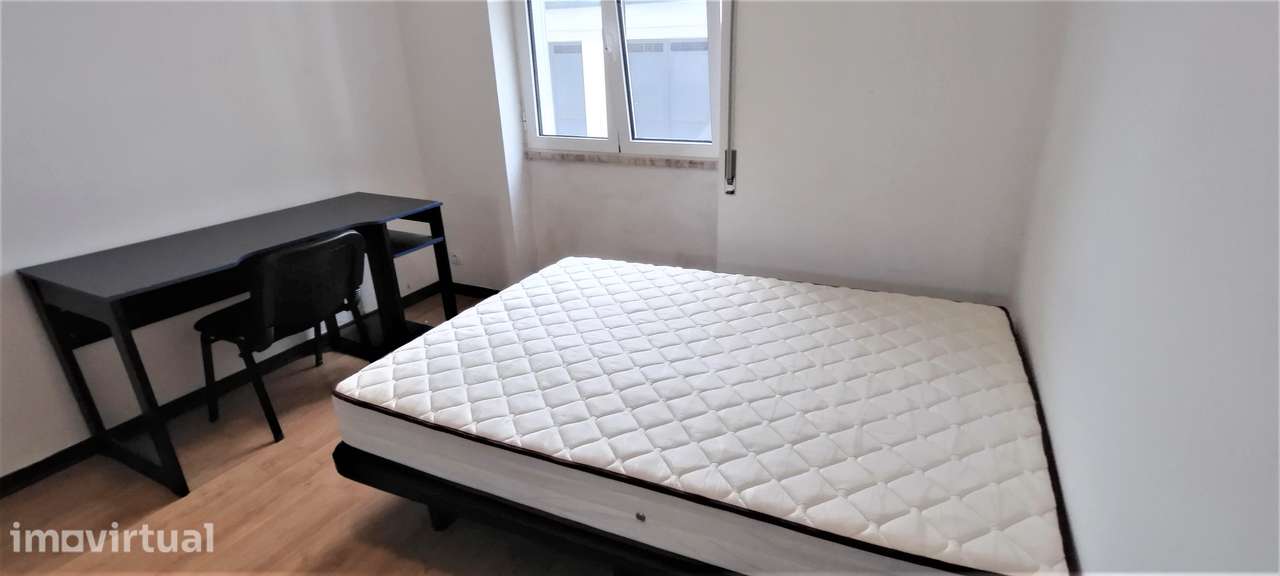 Quarto Mobilado para Arrendamento | Bairro Norton de Matos - Coimbra - Grande imagem: 2/12