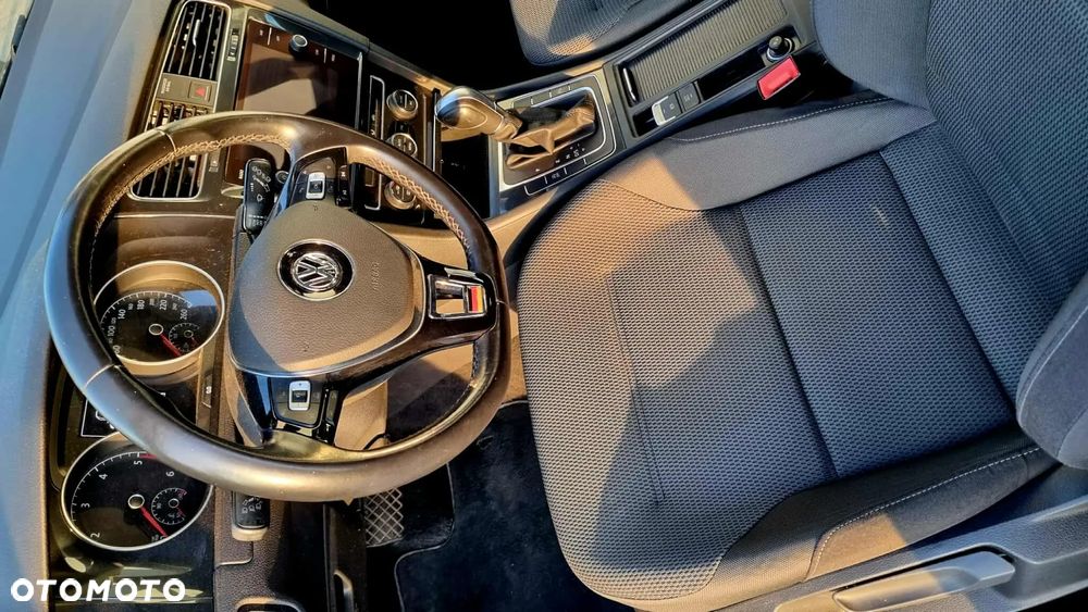 Volkswagen Golf - 13