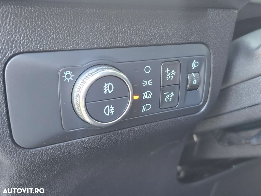 Ford Kuga 2.5 Duratec FHEV AWD ST Line - 10