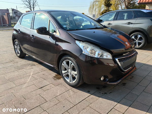 Peugeot 208 120 VTI Intuitive