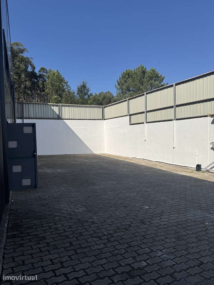 Armazém, 850 m², Bougado (São Martinho e Santiago) - Grande imagem: 3/10