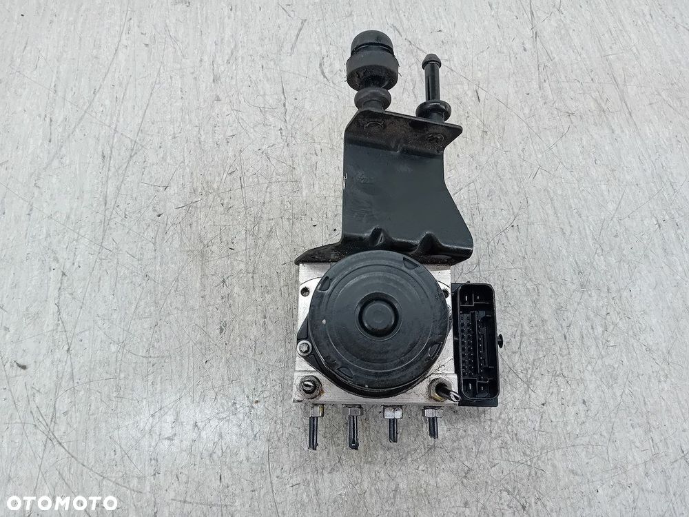 POMPA ABS SKODA FABIA II 6R0614417D 0265232282 1.2 HTP - 7