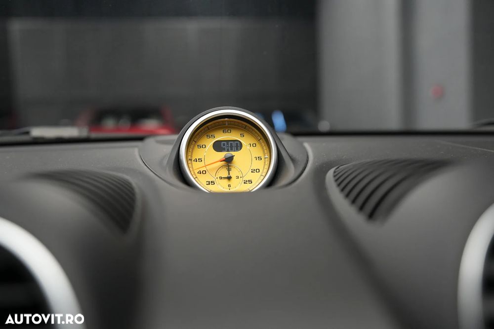 Porsche Boxster 718 PDK - 15