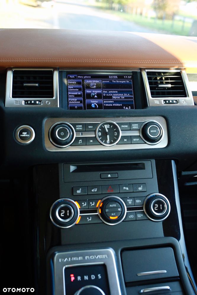Land Rover Range Rover Sport S 3.0SD V6 HSE - 8